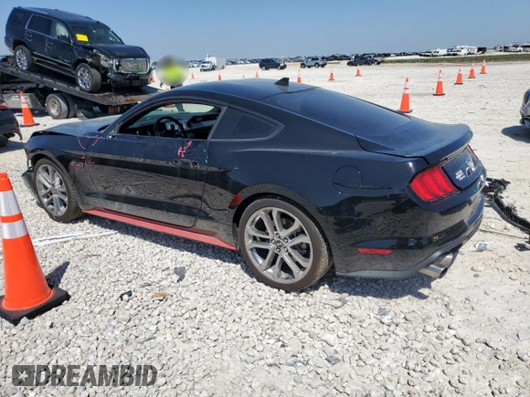 2021 Ford Mustang GT z VIN 1FA6P8CF5M5148745, wystawiony jako Copart lot #52045455 z przebiegiem 41 151 mil mil oraz Szkody całkowita. Historia ofert i sprzedaży dostępna na DreamBid. Obrazek 2.