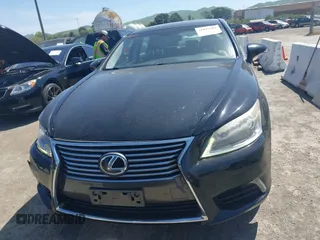 2014 Lexus LS 460 L с VIN JTHGL5EFXE5051451, выставлен на аукционе IAAI как лот 42043182 с пробегом 106 409 миль миль и . История ставок и продаж доступна на DreamBid. Изображение 12.