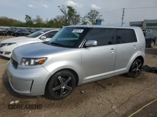 2008 Scion xB z VIN JTLKE50EX81014016, wystawiony jako Copart lot #56683475 z przebiegiem 279 522 mil mil oraz Szkody całkowita. Historia ofert i sprzedaży dostępna na DreamBid. Obrazek 1.