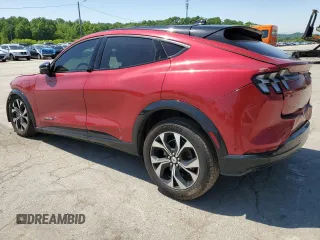 2021 Ford Mustang Mach-E Premium z VIN 3FMTK3SUXMMA10218, wystawiony jako Copart lot #56288255 z przebiegiem 63 334 mil mil oraz Szkoda całkowita • Salvage title. Historia ofert i sprzedaży dostępna na DreamBid. Obrazek 2.