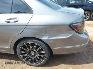 2008 Mercedes-Benz C 300 Sport with VIN WDDGF54X28F058210, listed as a IAAI auction lot 42040103 with 172,433 mi miles and . Bid and sale history available at DreamBid. Image 6.