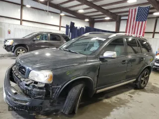 2013 Volvo XC90 I6 R-Design with VIN YV4952CF3D1638146, listed as a Copart auction lot 44924955 with 106,475 mi miles and Salvage Title. Bid and sale history available at carsss.com. Image 1.