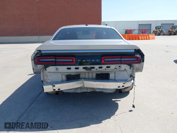2015 Dodge Challenger SXT with VIN 2C3CDZAG2FH701021, listed as a IAAI auction lot 41986463 with 90,926 mi miles. Bid and sale history available at carsss.com. Image 17.