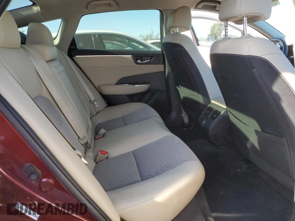 2018 Honda Clarity Plug-In Hybrid with VIN JHMZC5F14JC022982, listed as a Copart auction lot 47204414 with 38,569 mi miles. Bid and sale history available at carsss.com. Image 10.