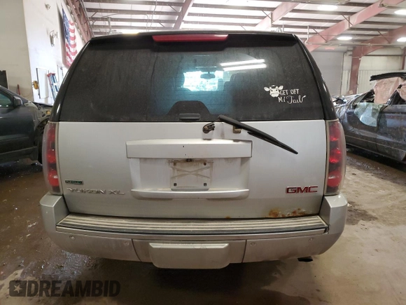 2011 GMC Yukon XL Denali with VIN 1GKS2MEF5BR273932, listed as a Copart auction lot 49112185 with 0 mi miles and Clean Title. Bid and sale history available at carsss.com. Image 6.