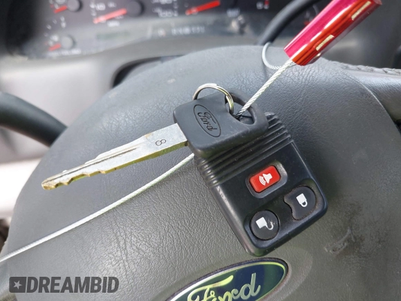 2004 Ford F-350 with VIN 1FTSW30P34EB82548, listed as a IAAI auction lot 42563477 with 186,941 mi miles and . Bid and sale history available at DreamBid. Image 11.