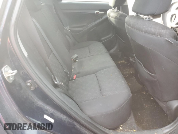 2010 Pontiac Vibe with VIN 5Y2SL6E85AZ404748, listed as a Copart auction lot 82304024 with Not provided miles and Clean title. Bid and sale history available at DreamBid. Image 10.