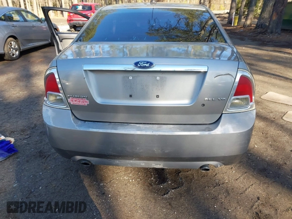 2009 Ford Fusion SEL with VIN 3FAHP08189R105867, listed as a IAAI auction lot 41649133 with 188,691 mi miles. Bid and sale history available at carsss.com. Image 17.