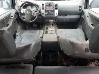 2017 Nissan Frontier Pro-4X z VIN 1N6DD0EV3HN732242, wystawiony jako Copart lot #54533165 z przebiegiem Nie podano mil oraz Czysty tytuł • Clean title. Historia ofert i sprzedaży dostępna na DreamBid. Obrazek 8.