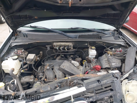 2008 Ford Escape Limited with VIN 1FMCU94108KE85583, listed as a IAAI auction lot 42608251 with 177,841 mi miles and . Bid and sale history available at DreamBid. Image 10.