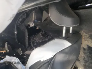 2025 Toyota Camry LE z VIN 4T1DAACK4SU046049, wystawiony jako Copart lot #42629345 z przebiegiem Nie podano mil oraz Nie do naprawy • Non repairable. Historia ofert i sprzedaży dostępna na DreamBid. Obrazek 8.