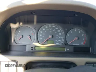 1998 Volvo S70 z VIN YV1LS5348W2421524, wystawiony jako Copart lot #66172944 z przebiegiem Nie podano mil oraz Tytuł czysty. Historia ofert i sprzedaży dostępna na DreamBid. Obrazek 9.