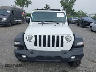 2021 Jeep Wrangler Unlimited Sport Altitude with VIN 1C4HJXDN5MW644613, listed as a IAAI auction lot 42466188 with 63,959 mi miles and . Bid and sale history available at DreamBid. Image 12.