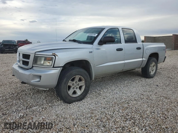 2010 Dodge Dakota Bighorn/Lonestar with VIN 1D7RW3GPXAS233728, listed as a Copart auction lot 69895284 with 199,846 mi miles and Clean Title. Bid and sale history available at carsss.com. Image 1.