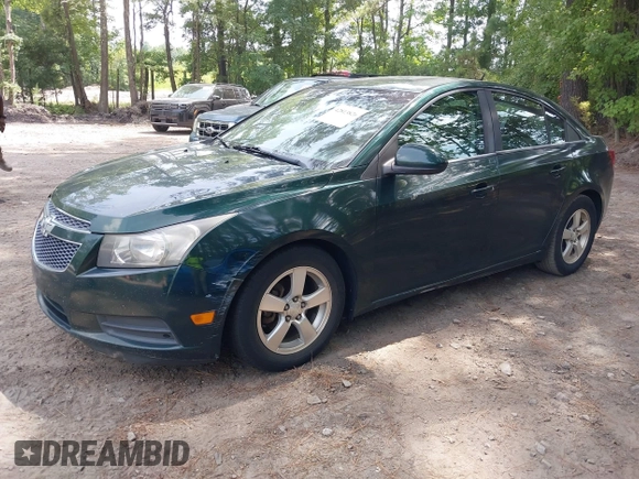 2014 Chevrolet Cruze 1LT with VIN 1G1PC5SB9E7156806, listed as a IAAI auction lot 42813826 with 140,573 mi miles and . Bid and sale history available at DreamBid. Image 2.