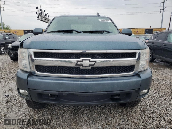2007 Chevrolet Silverado 1500 1LT with VIN 1GCEK19J27E596422, listed as a Copart auction lot 56090475 with 199,260 mi miles and Salvage Title. Bid and sale history available at DreamBid. Image 5.