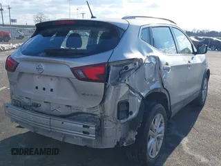 2017 Nissan Rogue SL z VIN JN1BJ1CR9HW108652, wystawiony jako IAAI lot #41418435 z przebiegiem 54 481 mil mil oraz . Historia ofert i sprzedaży dostępna na DreamBid. Obrazek 6.