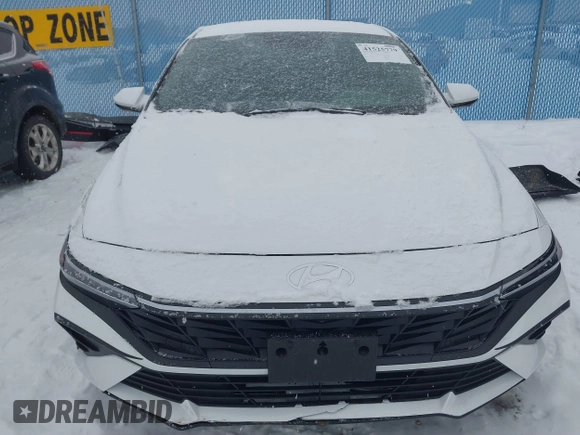 2024 Hyundai Elantra SE with VIN KMHLL4DG1RU764086, listed as a IAAI auction lot 41525779 with 4,261 mi miles and . Bid and sale history available at DreamBid. Image 13.