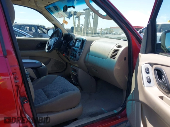 2003 Ford Escape XLT Popular with VIN 1FMCU03113KA77356, listed as a IAAI auction lot 42626992 with 150,668 mi miles and . Bid and sale history available at DreamBid. Image 5.