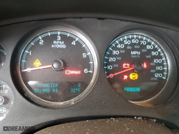 2010 Chevrolet Avalanche LTZ with VIN 3GNVKGE05AG268189, listed as a Copart auction lot 50328095 with 201,998 mi miles and Non Repairable. Bid and sale history available at carsss.com. Image 9.
