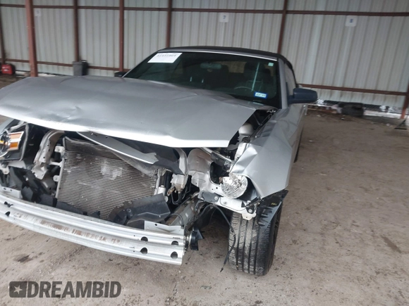 2011 Ford Mustang V6 with VIN 1ZVBP8EMXB5159321, listed as a IAAI auction lot 41451864 with 138,276 mi miles and . Bid and sale history available at DreamBid. Image 17.