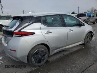 2024 Nissan LEAF SV Plus z VIN 1N4CZ1CV7RC553147, wystawiony jako Copart lot #49724265 z przebiegiem 10 365 mil mil oraz Szkoda całkowita • Salvage title. Historia ofert i sprzedaży dostępna na DreamBid. Obrazek 3.