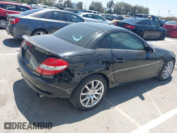 2005 Mercedes-Benz SLK 230/320 with VIN WDBWK56F25F079106, listed as a IAAI auction lot 42650322 with 134,161 mi miles and . Bid and sale history available at DreamBid. Image 4.