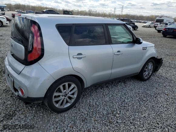2019 Kia Soul + with VIN KNDJP3A52K7661650, listed as a Copart auction lot 49486465 with 133,998 mi miles and Salvage Title. Bid and sale history available at carsss.com. Image 3.