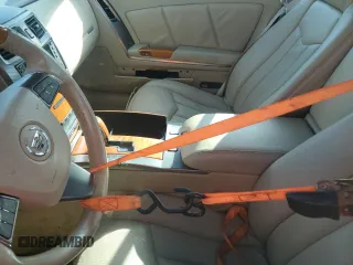 2008 Cadillac XLR z VIN 1G6YV36A285601305, wystawiony jako Copart lot #76724454 z przebiegiem Nie podano mil oraz Nie do naprawy. Historia ofert i sprzedaży dostępna na DreamBid. Obrazek 8.