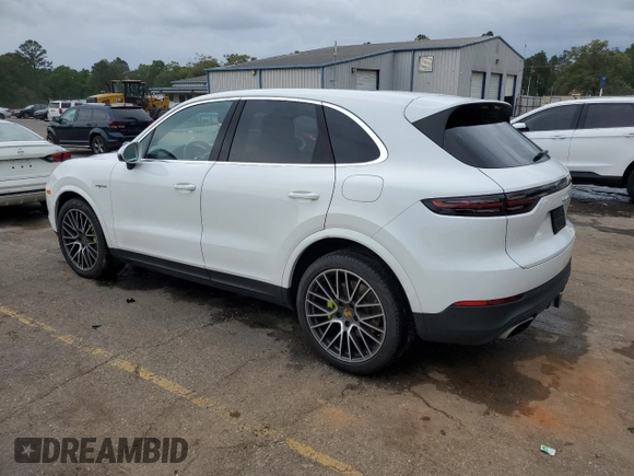 2021 Porsche Cayenne E-Hybrid Hybrid z VIN WP1AE2AY1MDA24696, wystawiony jako Copart lot #54376945 z przebiegiem 36 303 mil mil oraz Szkoda całkowita • Salvage title. Historia ofert i sprzedaży dostępna na DreamBid. Obrazek 2.