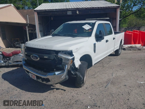 2019 Ford Super Duty F-250 SRW XL with VIN 1FT7W2A60KEC73618, listed as a IAAI auction lot 41949278 with 190,454 mi miles. Bid and sale history available at carsss.com. Image 17.