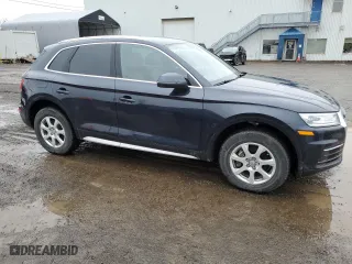 2020 Audi Q5 Premium with VIN WA1ANAFY4L2056924, listed as a Copart auction lot 51133895 with 89,070 mi miles and Salvage Title. Bid and sale history available at carsss.com. Image 4.