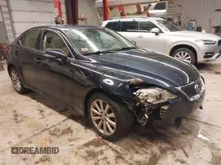 2009 Lexus IS with VIN JTHCK262092031809, listed as a IAAI auction lot 41993592 with 224,205 mi miles. Bid and sale history available at carsss.com. Image 1.