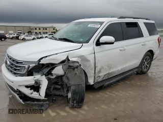 2019 Ford Expedition XLT with VIN 1FMJU1HTXKEA39774, listed as a Copart auction lot 51450225 with 98,790 mi miles and Salvage Title. Bid and sale history available at carsss.com. Image 1.
