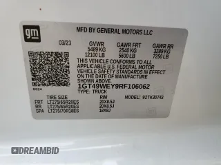 2024 GMC Sierra 3500HD Denali z VIN 1GT49WEY9RF106062, wystawiony jako Copart lot #74111274 z przebiegiem Nie podano mil oraz Nie do naprawy • Non repairable. Historia ofert i sprzedaży dostępna na DreamBid. Obrazek 13.