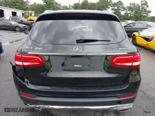 2018 Mercedes-Benz GLC with VIN WDC0G4KB4JV090897, listed as a IAAI auction lot 39966586 with 81,490 mi miles. Bid and sale history available at carsss.com. Image 16.