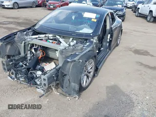2013 Tesla Model S Performance с VIN 5YJSA1DP2DFP05411, выставлен на аукционе IAAI как лот 42705130 с пробегом Не указан миль и . История ставок и продаж доступна на DreamBid. Изображение 21.