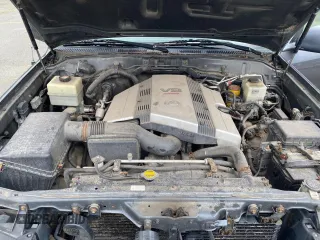 2007 Lexus LX 470 z VIN JTJHT00W674021577, wystawiony jako Copart lot #59510665 z przebiegiem 270 615 mil mil oraz Czysty tytuł • Clean title. Historia ofert i sprzedaży dostępna na DreamBid. Obrazek 7.