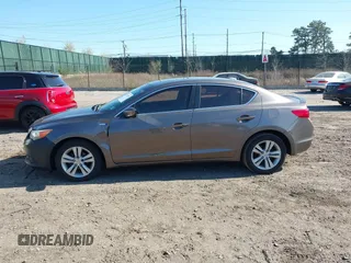 2014 Acura ILX Hybrid Tech Pkg with VIN 19VDE3F79EE300331, listed as a IAAI auction lot 42067961 with 147,348 mi miles. Bid and sale history available at carsss.com. Image 14.