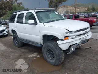 2004 Chevrolet Tahoe Z71 with VIN 1GNEK13T24R321042, listed as a IAAI auction lot 41798224 with NaN miles. Bid and sale history available at carsss.com. Image 1.