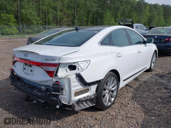 2017 Hyundai Azera Limited with VIN KMHFH4JG8HA591542, listed as a IAAI auction lot 42020982 with 75,174 mi miles and . Bid and sale history available at carsss.com. Image 4.
