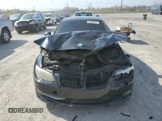 2011 BMW 3 Series 328i z VIN WBAKE3C52BE557644, wystawiony jako Copart lot #52886685 z przebiegiem 151 824 mil mil oraz Nie do naprawy • Non repairable. Historia ofert i sprzedaży dostępna na DreamBid. Obrazek 5.