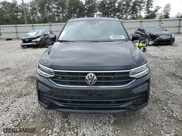 2024 Volkswagen Tiguan SE R-Line Black with VIN 3VVCB7AX3RM010352, listed as a Copart auction lot 50008955 with 16,095 mi miles and Salvage Title. Bid and sale history available at carsss.com. Image 5.