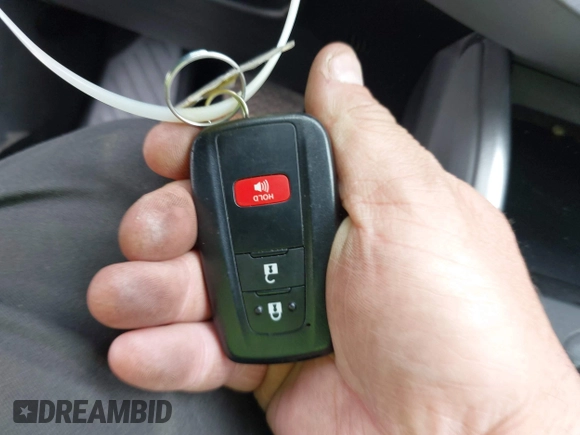 2021 Toyota Highlander L z VIN 5TDCZRBHXMS072546, wystawiony jako IAAI lot #42071752 z przebiegiem 47 233 mil mil oraz . Historia ofert i sprzedaży dostępna na DreamBid. Obrazek 11.