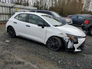 2020 Toyota Corolla Hatchback SE with VIN JTND4RBE3L3096613, listed as a Copart auction lot 76630074 with 64,261 mi miles and Clean Title. Bid and sale history available at carsss.com. Image 4.