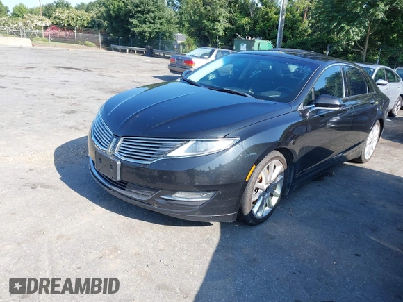2014 Lincoln MKZ with VIN 3LN6L2G92ER826644, listed as a IAAI auction lot 42797602 with 153,069 mi miles and . Bid and sale history available at DreamBid. Image 2.