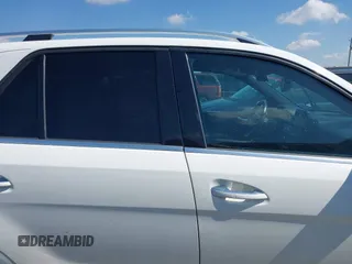 2016 Mercedes-Benz GLE 350 с VIN 4JGDA5JB6GA797205, выставлен на аукционе IAAI как лот 42240531 с пробегом 195 744 миль миль и . История ставок и продаж доступна на DreamBid. Изображение 13.