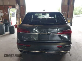 2024 Audi Q5 S line Premium Plus with VIN WA1EAAFY2R2052361, listed as a IAAI auction lot 39766650 with 2,181 mi miles and . Bid and sale history available at DreamBid. Image 17.