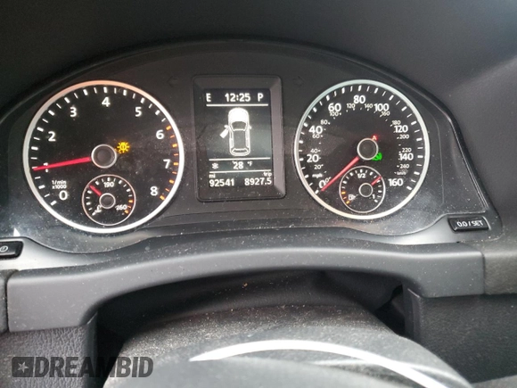 2016 Volkswagen Tiguan S with VIN WVGBV7AXXGW616936, listed as a Copart auction lot 41452605 with 92,541 mi miles and Salvage Title. Bid and sale history available at DreamBid. Image 9.