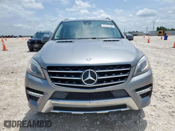 2013 Mercedes-Benz M 550 with VIN 4JGDA7DB7DA175263, listed as a Copart auction lot 61167345 with 177,130 mi miles and Clean title. Bid and sale history available at DreamBid. Image 5.